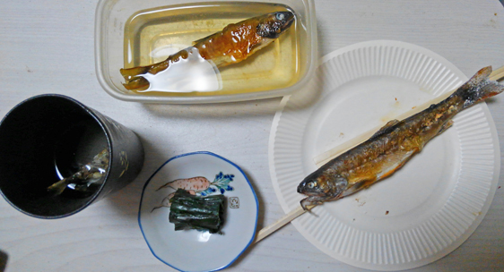 岩魚の塩焼きと岩菜のお浸しで岩魚酒を一献 野食ハンマープライス